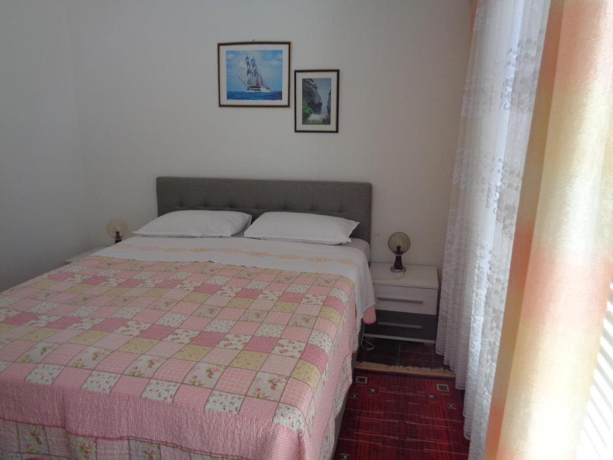 Pansion Danijela Hotel Рогозница Екстериор снимка